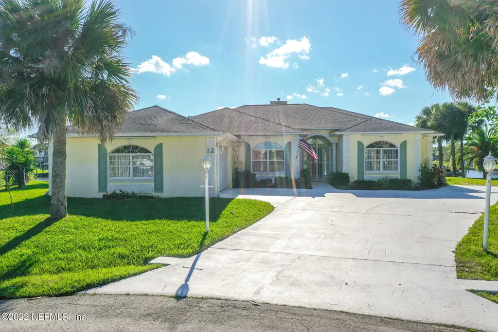 12 Crossway Court W Palm Coast FL 32137