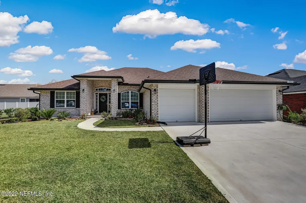 3242 Southern Oaks Drive Green Cove Springs FL 32043