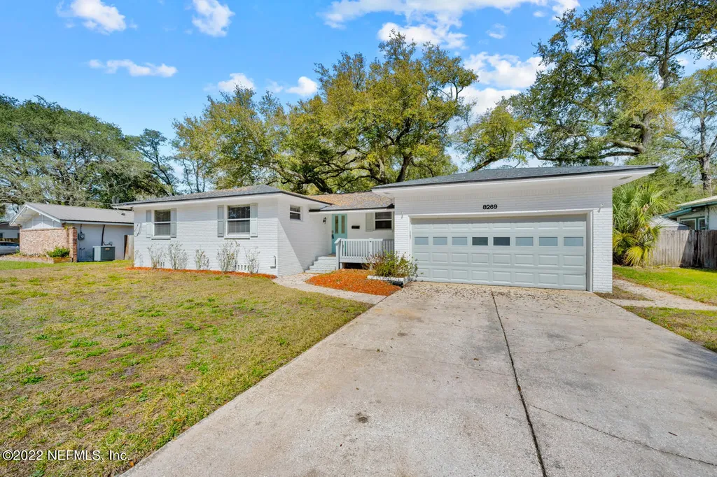 8269 Sanlando Avenue Jacksonville FL 32211