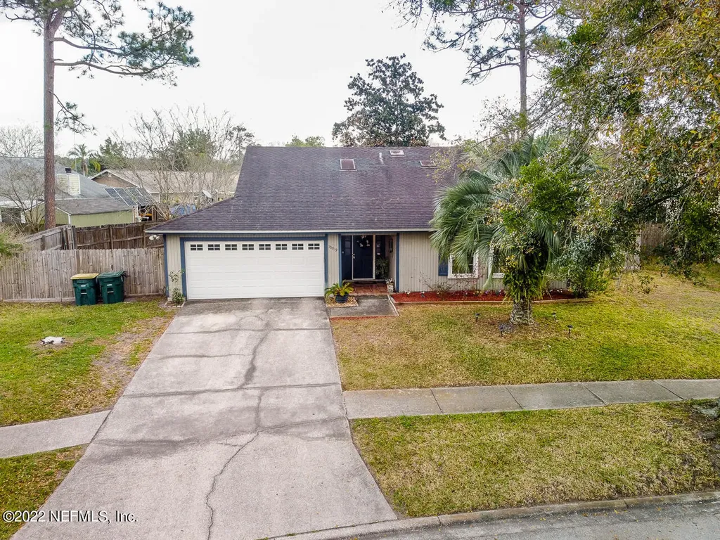 10019 Huntington Forest Boulevard E Jacksonville FL 32257