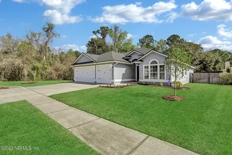 2415 Coachman Lakes Drive Jacksonville FL 32246