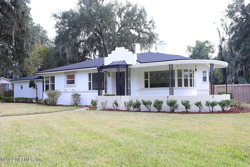 922 Waterman Road N Jacksonville FL 32207