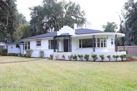 922 Waterman Road N Jacksonville FL 32207