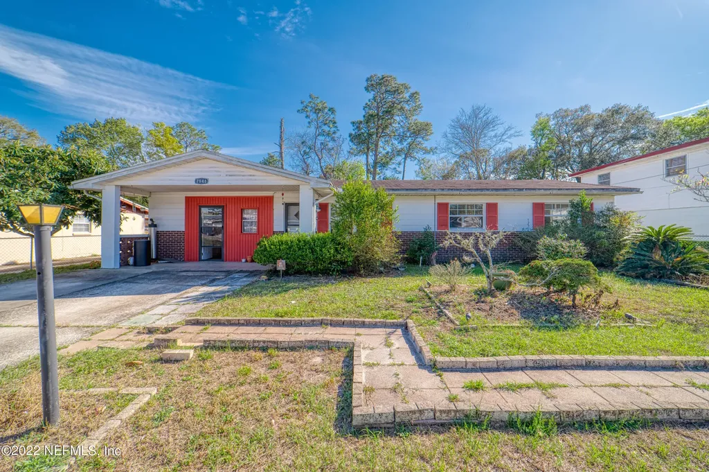 7948 Renault Drive S Jacksonville FL 32244