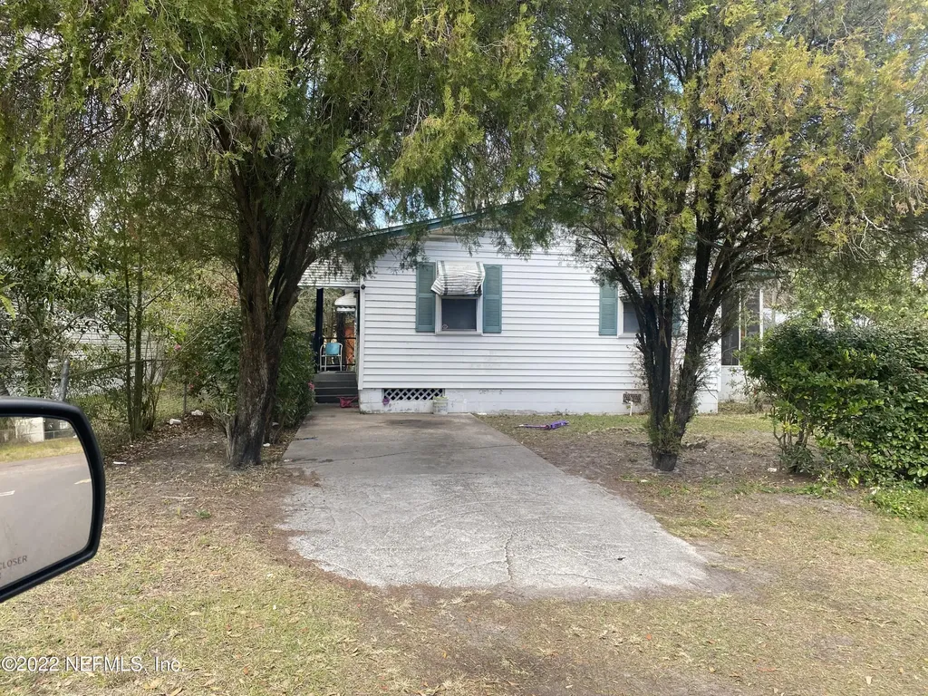 1606 L Engle Street Jacksonville FL 32209