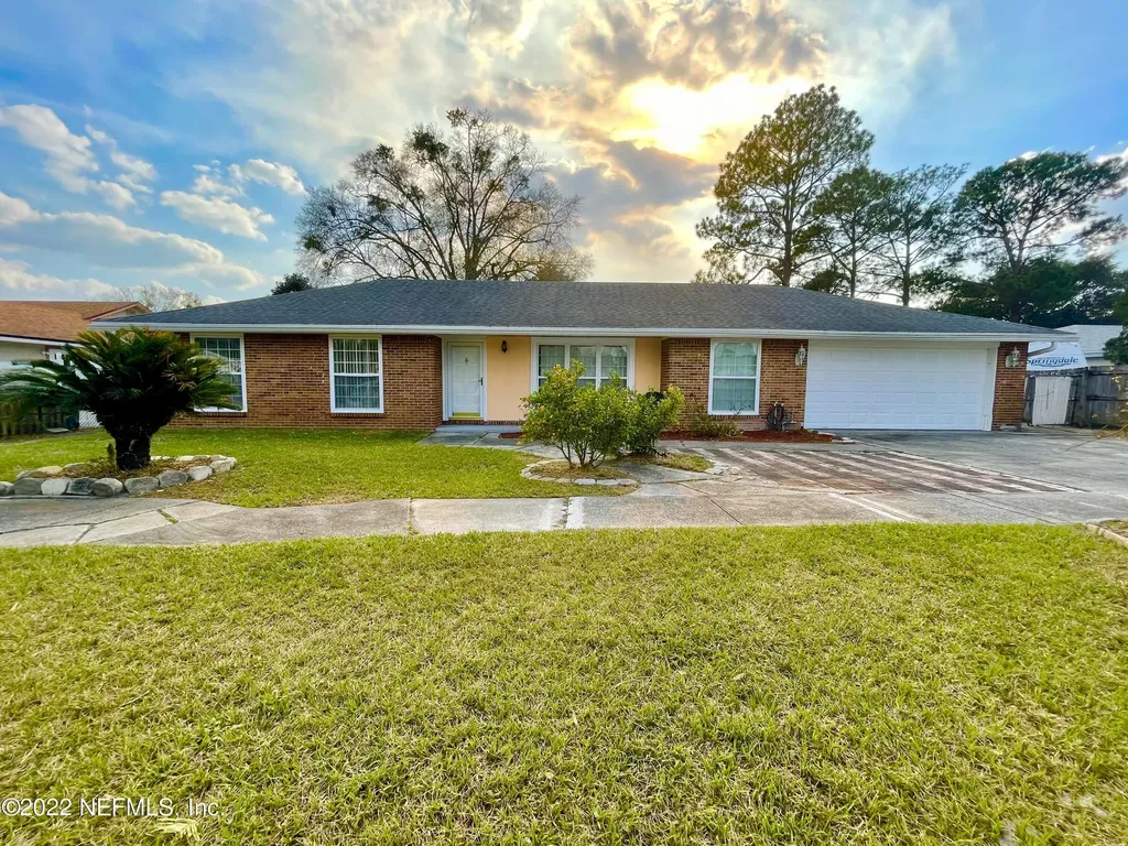 2518 Summer Tree Road E Jacksonville FL 32246