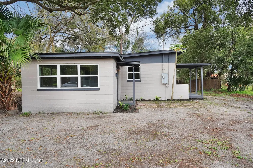 6715 Morgana Road N Jacksonville FL 32211
