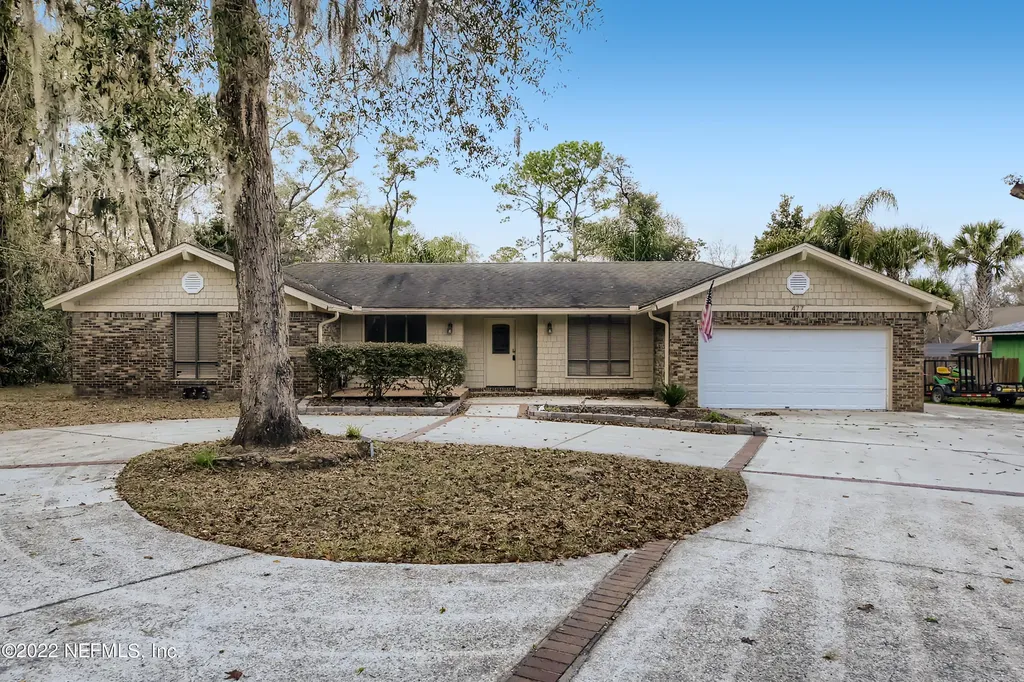 477 Lake Asbury Drive Green Cove Springs FL 32043