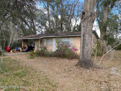 715 Elmwood Avenue Palatka FL 32177