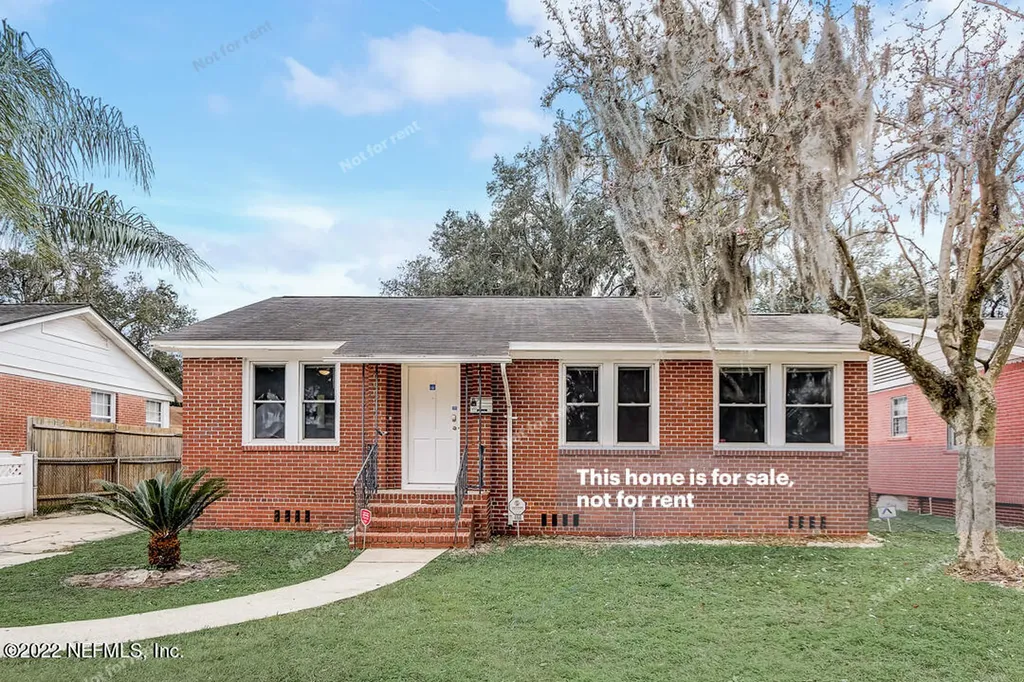 460 W 70th Street Jacksonville FL 32208