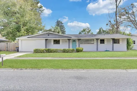 5885 Renault Drive W Jacksonville FL 32244