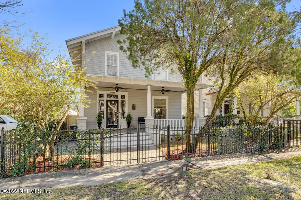 2043 Redwing Street Jacksonville FL 32206