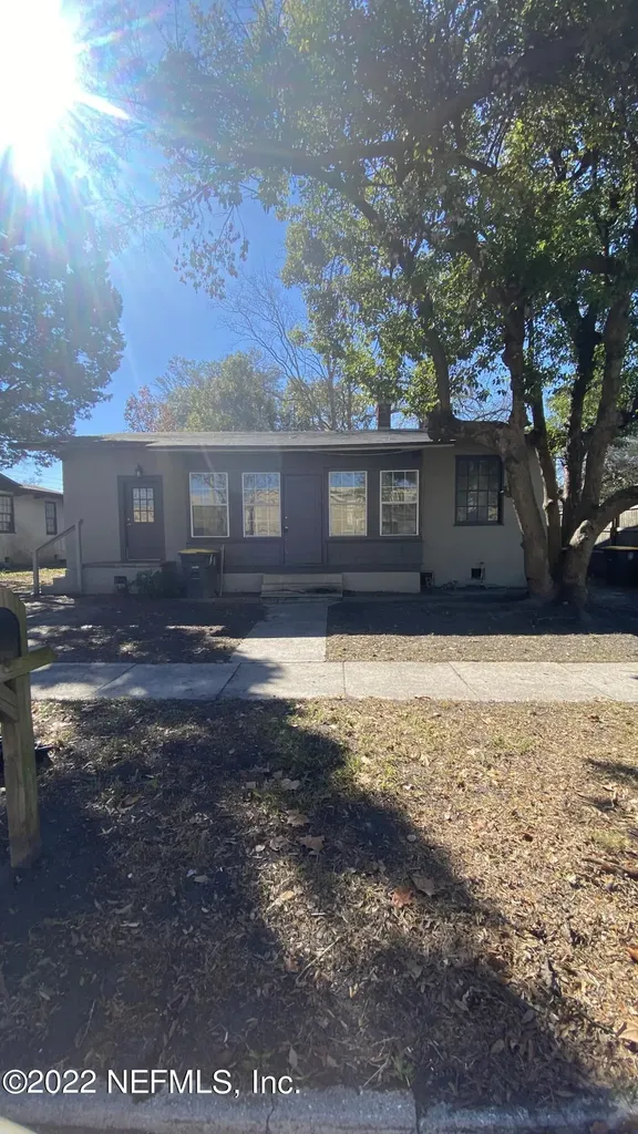 1964 Fulton Place Jacksonville FL 32207