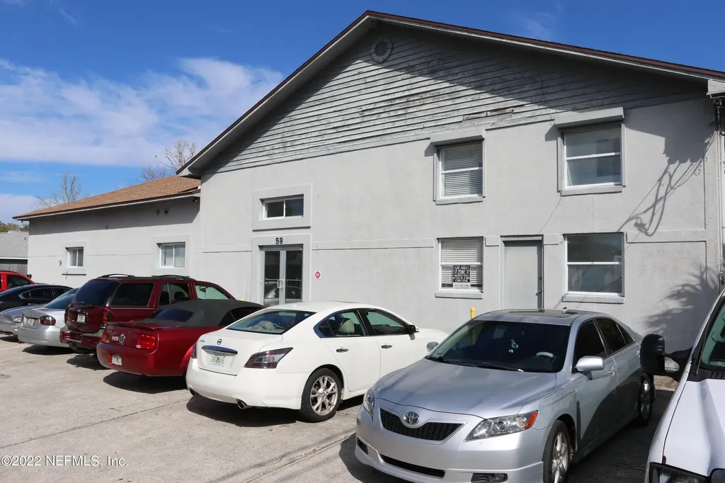 59 9th Street W Atlantic Beach FL 32233