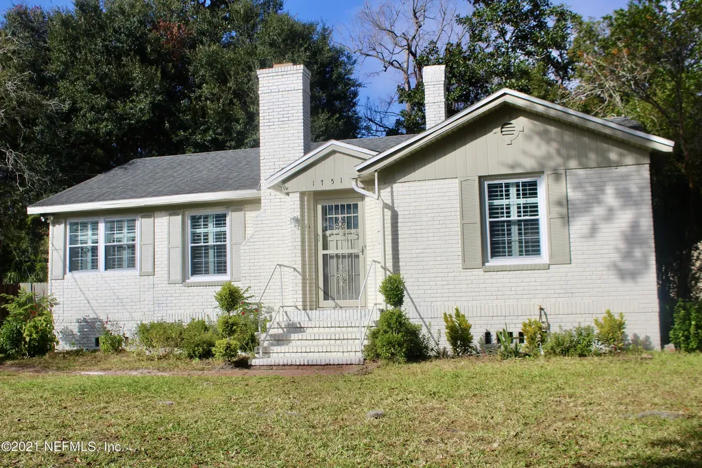 1751 Orlando Circle S Jacksonville FL 32207