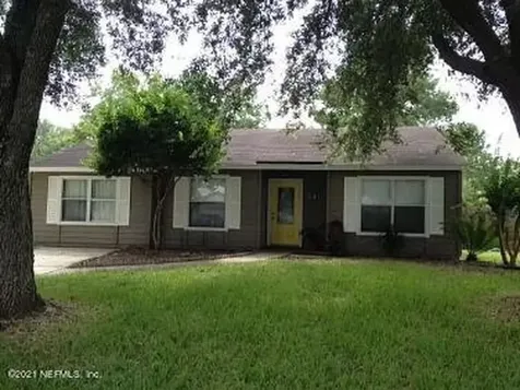 1813 Shannon Lake Drive Middleburg FL 32068