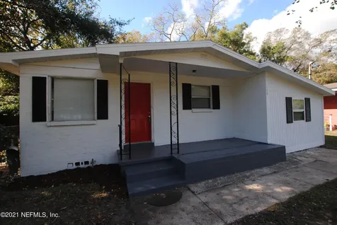 4438 Melvin Circle W Jacksonville FL 32210