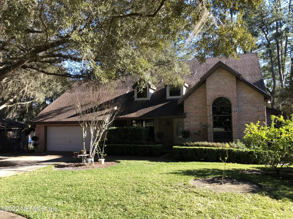969 Lake Asbury Drive Green Cove Springs FL 32043