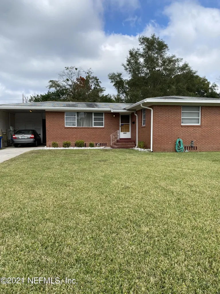 6623 Syringa Lane Jacksonville FL 32211