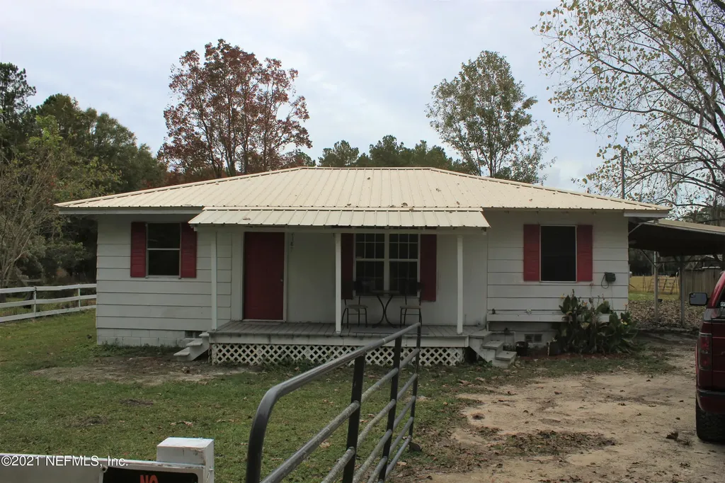 2187 NW 247th Street Lawtey FL 32058