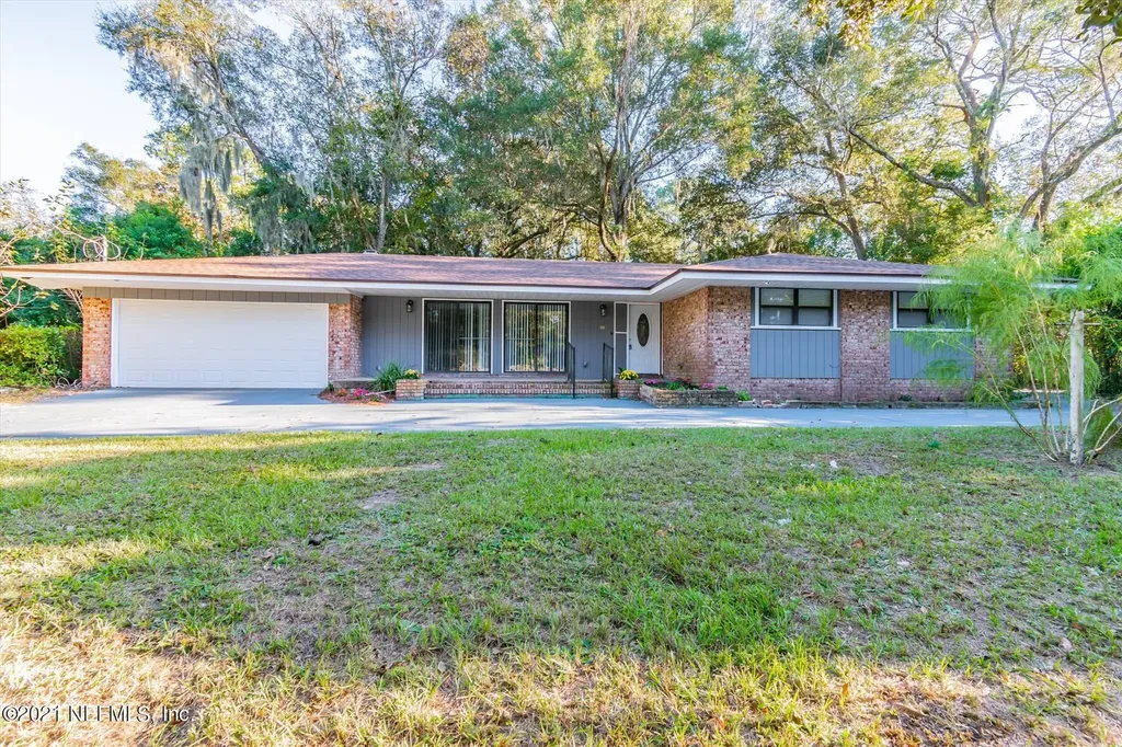 4401 Ken Knight Drive N Jacksonville FL 32209