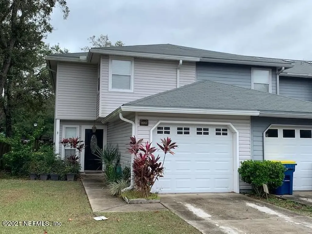 3029 Candlewyck Lane E Jacksonville FL 32225