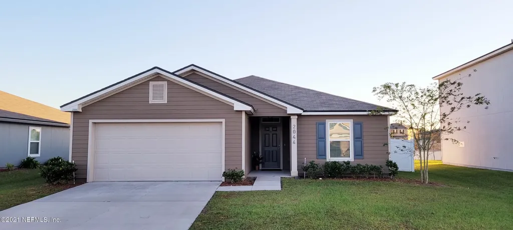 2044 Pebble Point Drive Green Cove Springs FL 32043
