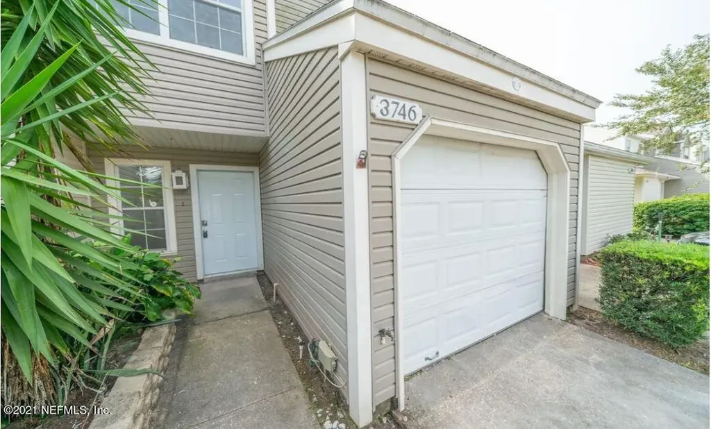 3746 Moorings Lane Jacksonville FL 32257