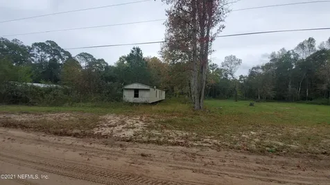 4297 North Road Green Cove Springs FL 32043