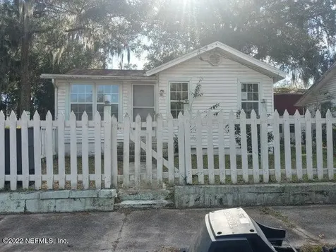 418 Crestwood Street Jacksonville FL 32208