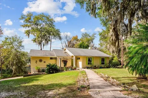 298 Dow Court Green Cove Springs FL 32043