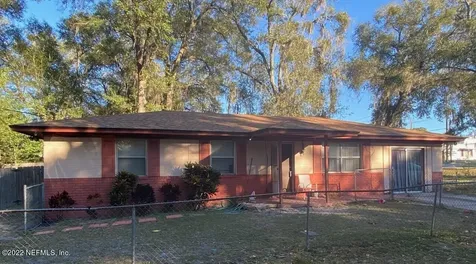 411 Wells Avenue Palatka FL 32177