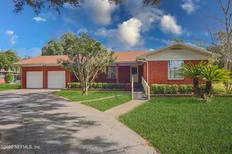6227 Old Middleburg Road S Jacksonville FL 32222