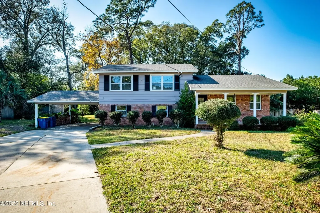 8302 Lawfin Street S Jacksonville FL 32211