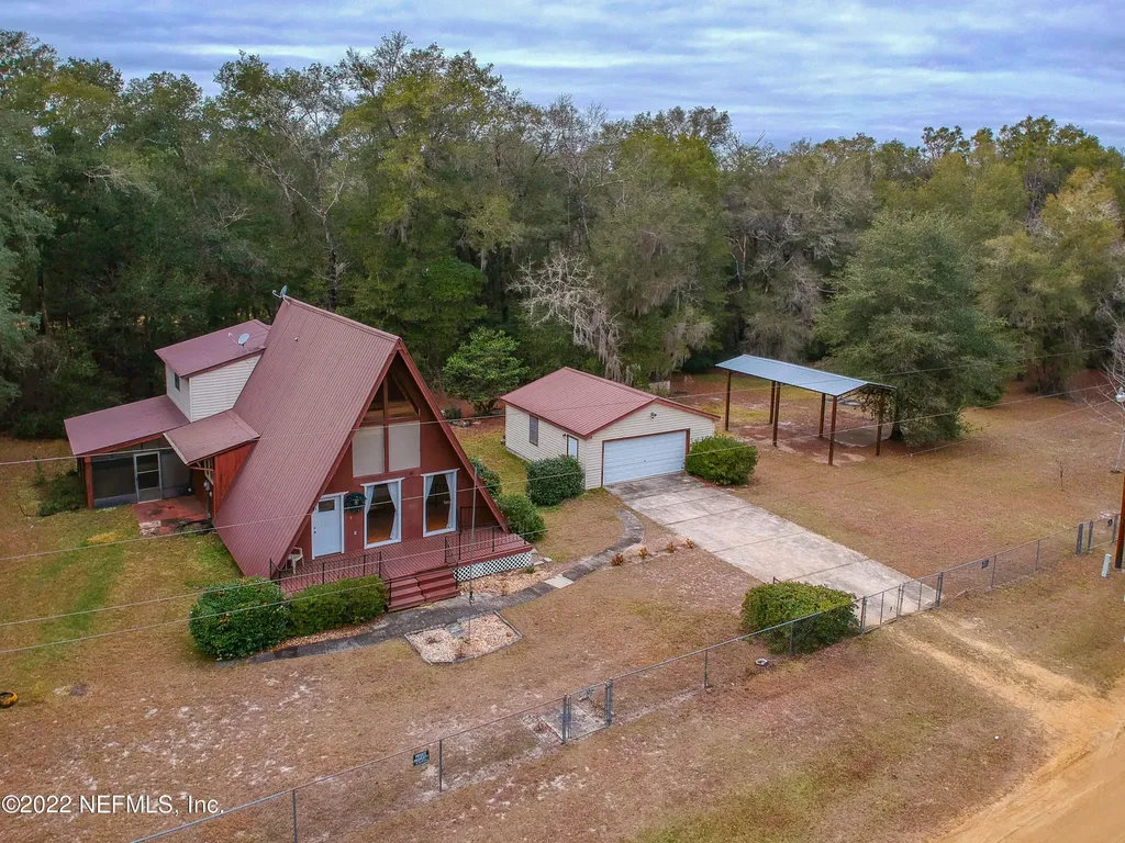 509 Kennedy Avenue Interlachen FL 32148