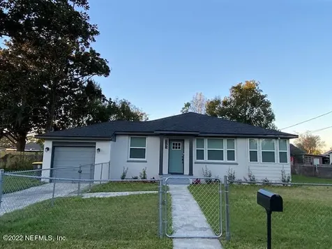 5351 Kingsbury Street Jacksonville FL 32205