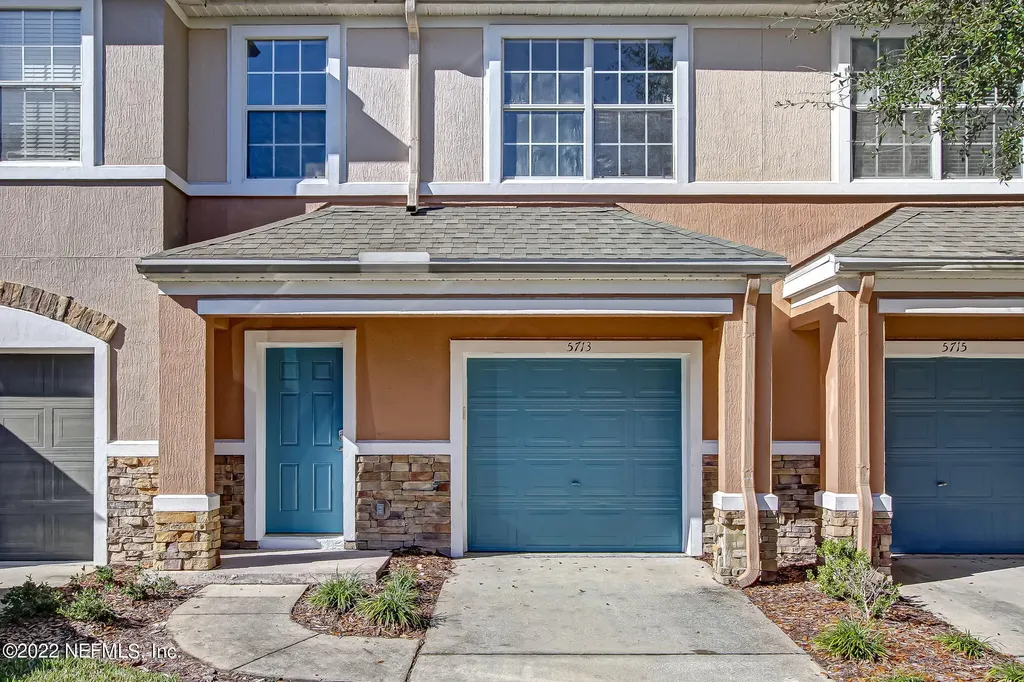 5713 Parkstone Crossing Drive Jacksonville FL 32258