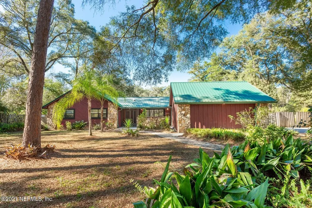 109 Thicket Lane Palatka FL 32177
