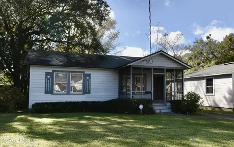 1372 Rensselaer Avenue Jacksonville FL 32205