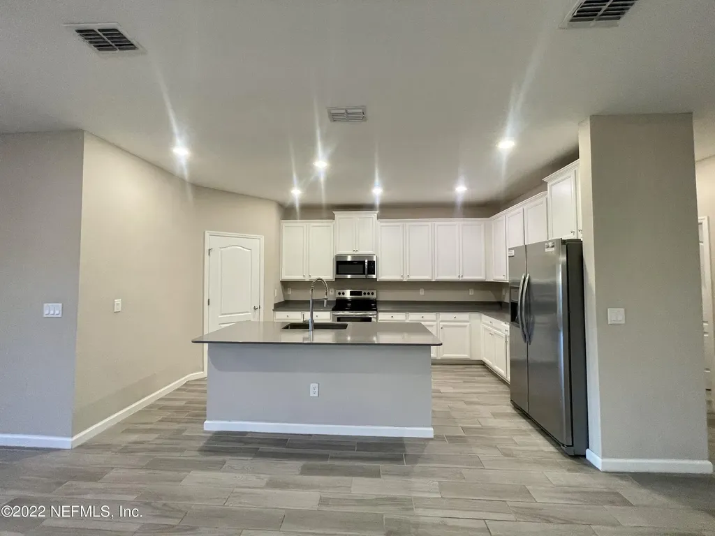 9955 Pavnes Creek Drive Jacksonville FL 32222