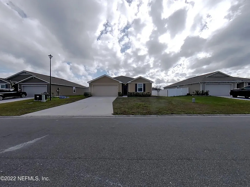 2118 Pebble Point Drive Green Cove Springs FL 32043