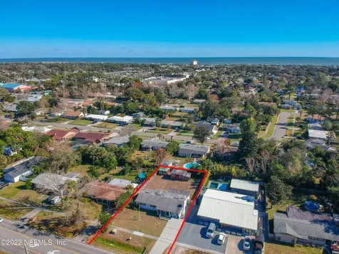 425 Penman Road Neptune Beach FL 32266