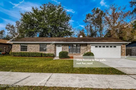 4840 Lofty Pines Circle W Jacksonville FL 32210