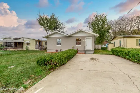 1009 Velma Street Jacksonville FL 32205