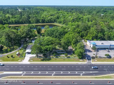 474296 E State Road 200 Fernandina Beach FL 32034