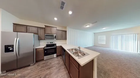 810 Capitol Parkway Jacksonville FL 32218