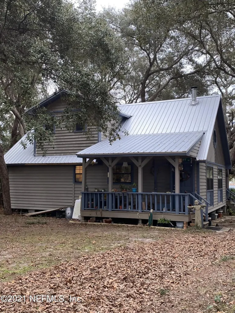 123 Buckles Drive Interlachen FL 32148