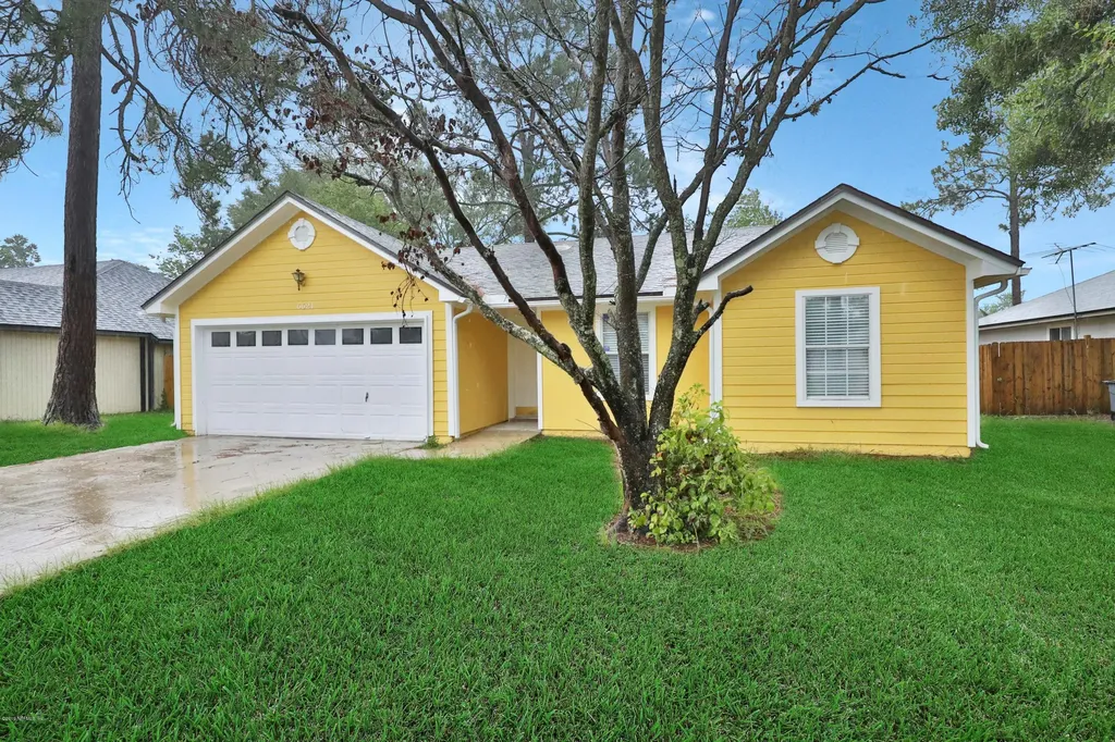 6621 Arancio Drive W Jacksonville FL 32244