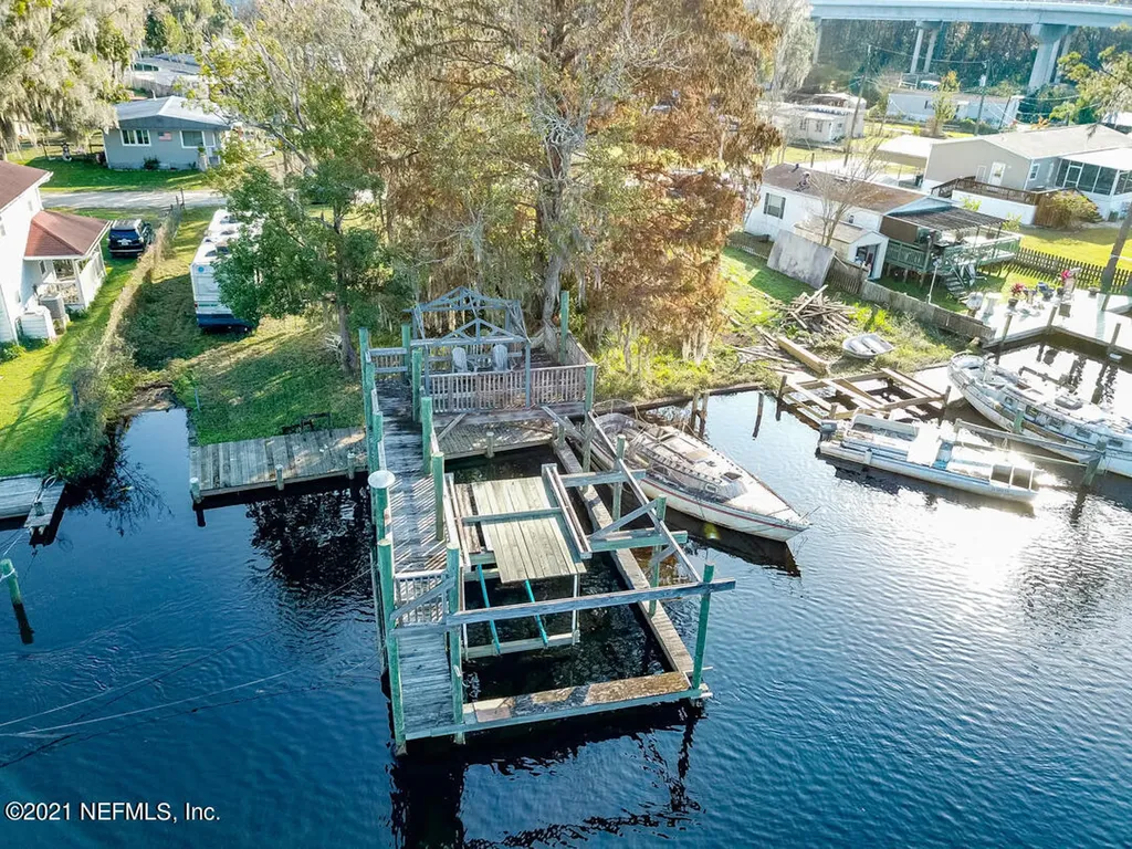 144 Magnolia Trail Satsuma FL 32189