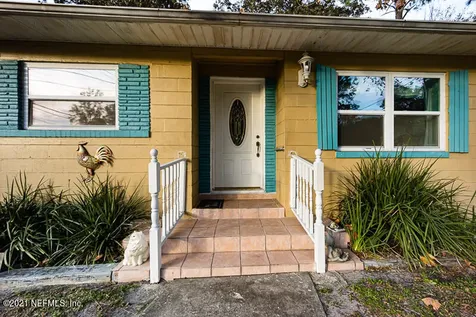 6003 Robbins Circle S Jacksonville FL 32211